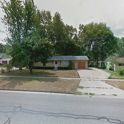 2216 E Ashman St, Midland, MI 48642