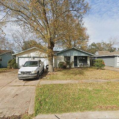 2709 Harvard St, Pasadena, TX 77502