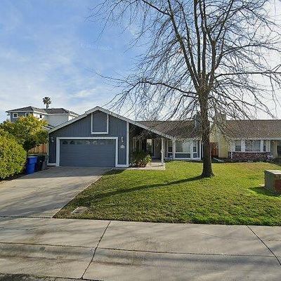 3 Regis Ct, Sacramento, CA 95838