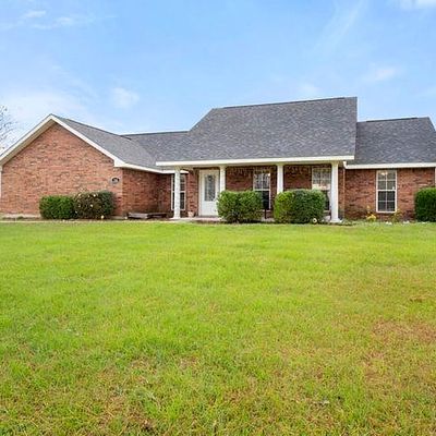 300 Delia Dr, Leesville, LA 71446