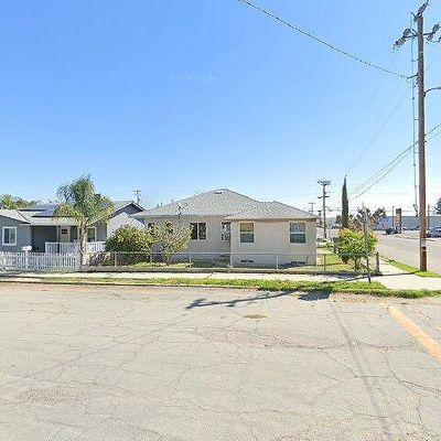 300 Tyler St, Taft, CA 93268