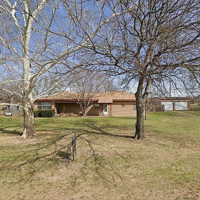 301 Highland Rd, Springtown, TX 76082