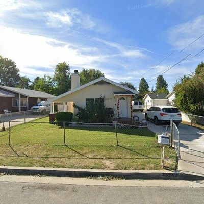 25249 De Wolfe Rd, Newhall, CA 91321