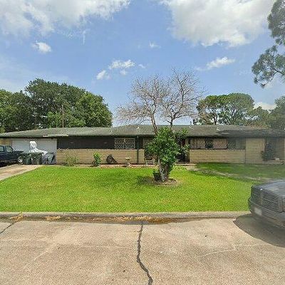 2630 34 Th St, Port Arthur, TX 77640