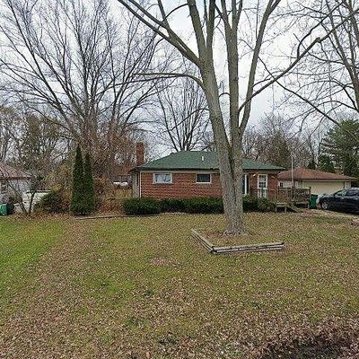 26941 Beamer St, Harrison Township, MI 48045