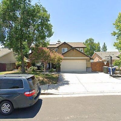 3254 Megan Ave, Clovis, CA 93611