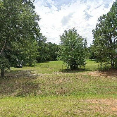 3310 Parker Estates Dr, Millen, GA 30442