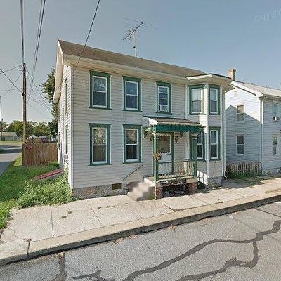 34 W Dahlgren St, Greencastle, PA 17225