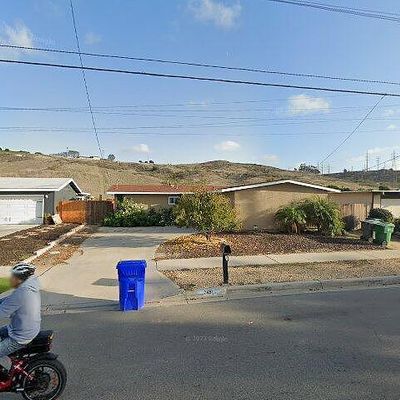 3451 Las Vegas Dr, Oceanside, CA 92054