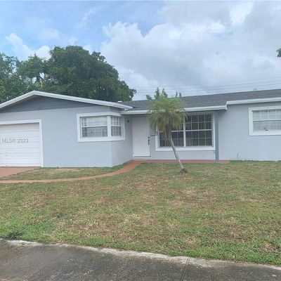 3501 Nw 25 Th St, Lauderdale Lakes, FL 33311