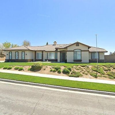 35359 Shade Tree Rd, Yucaipa, CA 92399