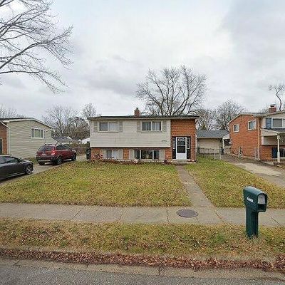 30341 Bretton St, Livonia, MI 48152