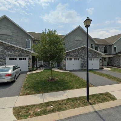 306 Briar Ridge Cir, Enola, PA 17025