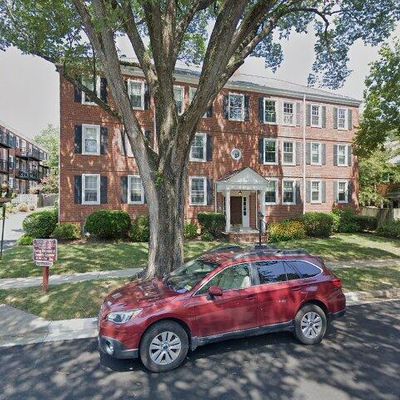 3079 S Buchanan St, Arlington, VA 22206