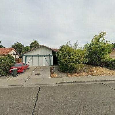 31 W Deerwood Ln, Tracy, CA 95376