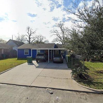 3114 Fern St, Pasadena, TX 77503