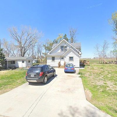 314 W Cedar St, Cedar Bluffs, NE 68015