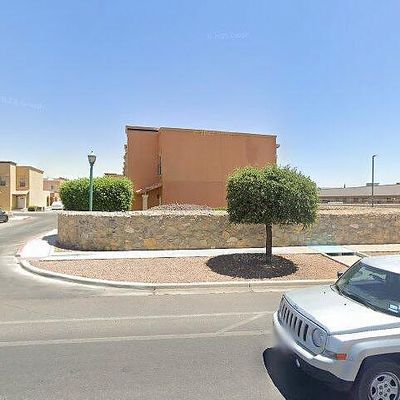 3150 N Yarbrough Dr, El Paso, TX 79925