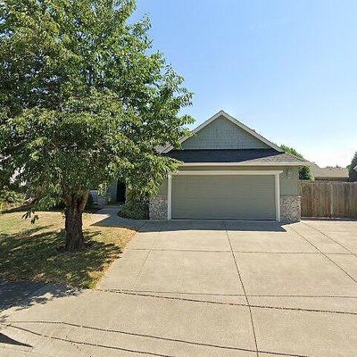 4021 Cherokee Dr, Springfield, OR 97478