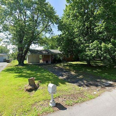 4021 Royster Rd, Lexington, KY 40516