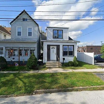 406 Printz Ave, Essington, PA 19029