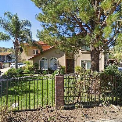 4071 Meadow Lark Dr, Calabasas, CA 91302