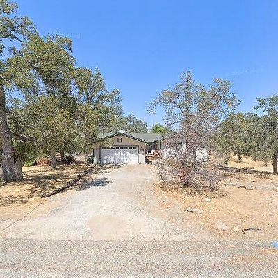 41551 Roaring River Ct, Coarsegold, CA 93614