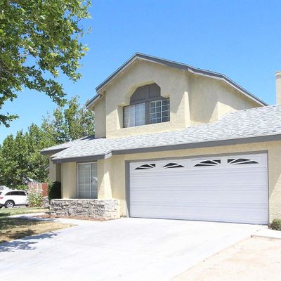 3731 Eclipse Dr, Palmdale, CA 93550