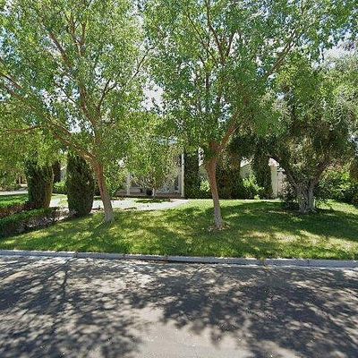 3753 Forestcrest Dr, Las Vegas, NV 89121