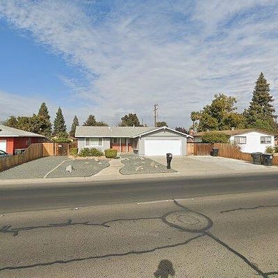 3800 W Walnut Ave, Visalia, CA 93277