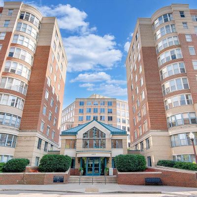 3830 9th St N #808w, Arlington, VA 22203