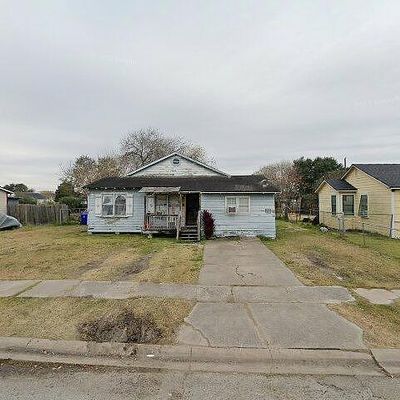 4613 Green Grove Dr, Corpus Christi, TX 78415