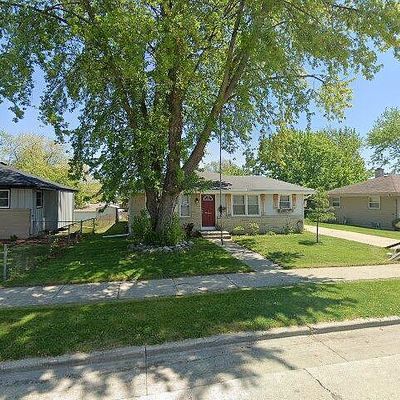 4911 35 Th Ave, Kenosha, WI 53144