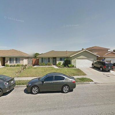 4930 Squires Dr, Oxnard, CA 93033