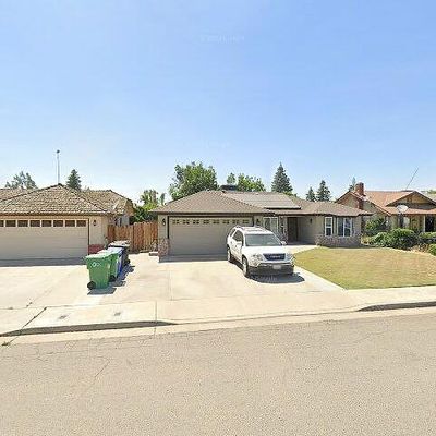 505 Mathew St, Porterville, CA 93257