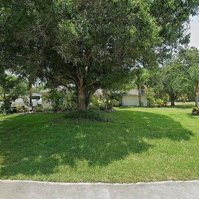 5069 Se Pine Ridge Way, Stuart, FL 34997