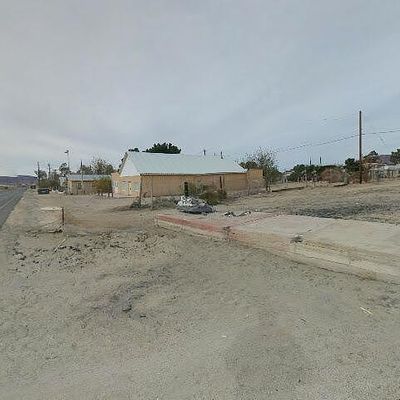 45200 Camelot Dr, Yermo, CA 92398