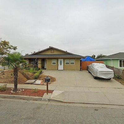 581 Yosemite Way, Salinas, CA 93906