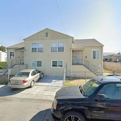 5834 Elizabeth St, Oakland, CA 94621