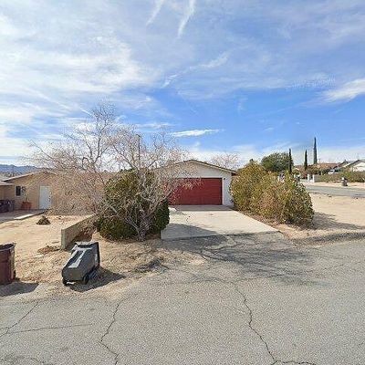 5944 Cahuilla Ave, Twentynine Palms, CA 92277