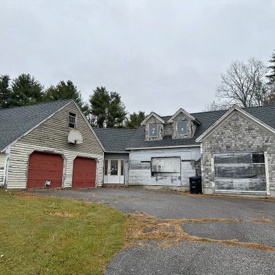 6 Eastern Ave, Falmouth, ME 04105