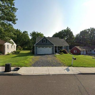 515 Washington Ave, Sellersville, PA 18960