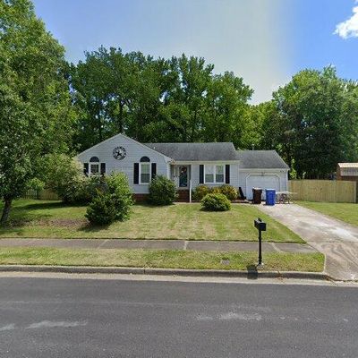 516 Willow Bend Dr, Chesapeake, VA 23323