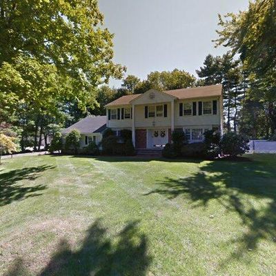 517 Suzanette Pl, Wyckoff, NJ 07481