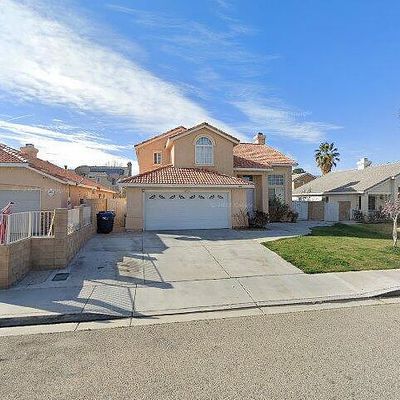 5214 Linden Ct, Palmdale, CA 93552