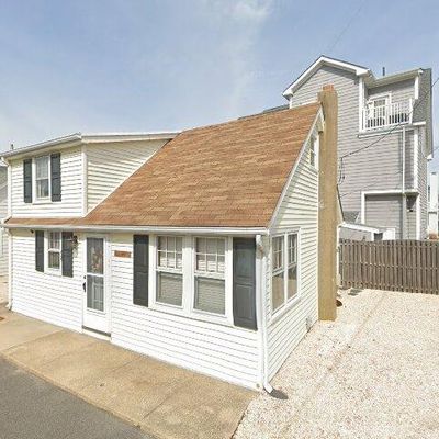 68 Barnegat Way, Lavallette, NJ 08751