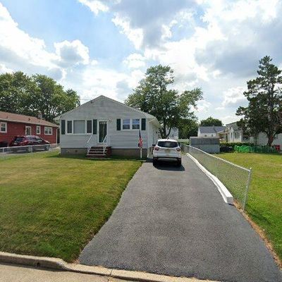 624 Dial Ave, Piscataway, NJ 08854