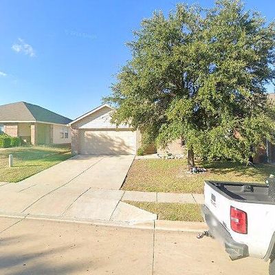 808 Poncho Ln, Haslet, TX 76052