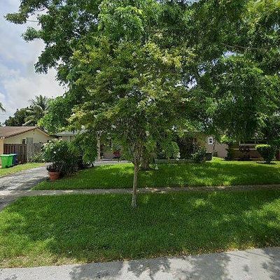 8130 Sunset Strip, Sunrise, FL 33322