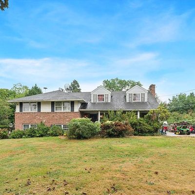 8131 Washington Ln, Wyncote, PA 19095